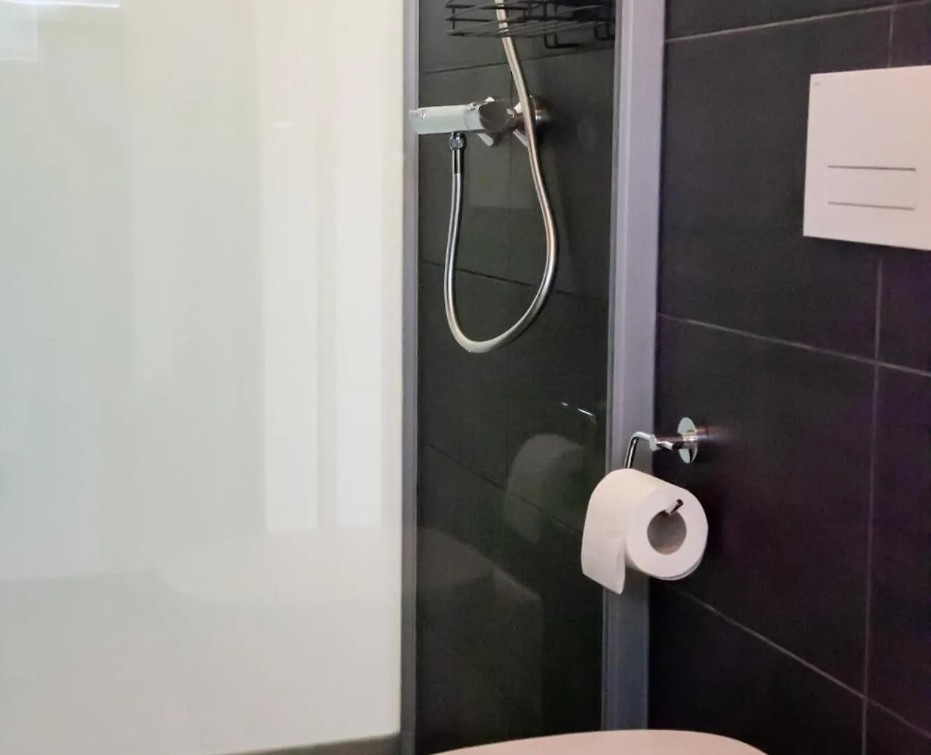 Studios + Graz Aparthotel